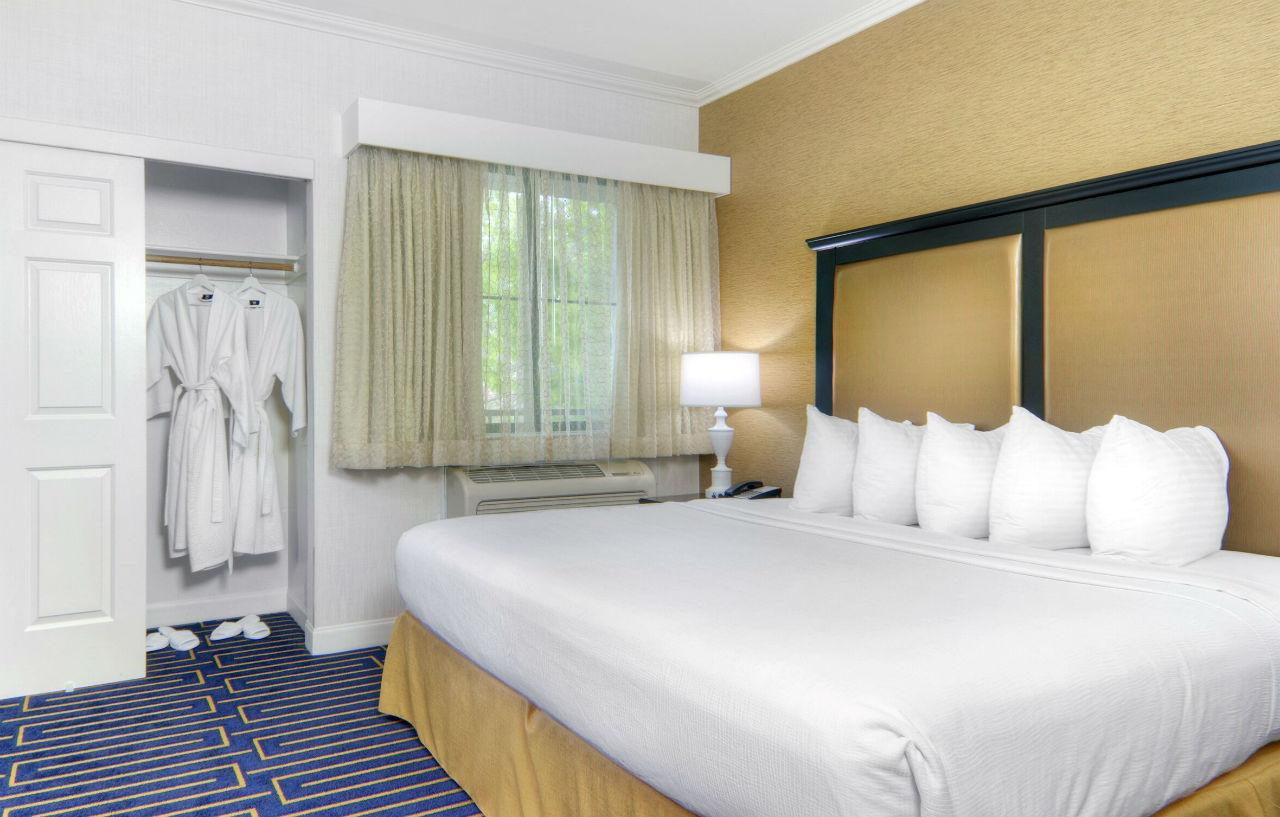 Best Western Plus Palm Court Hotel Дейвис Экстерьер фото
