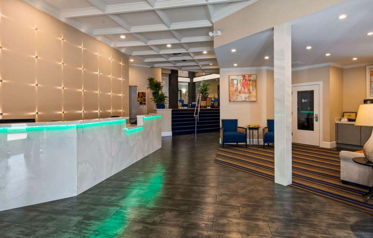 Best Western Plus Palm Court Hotel Дейвис Экстерьер фото