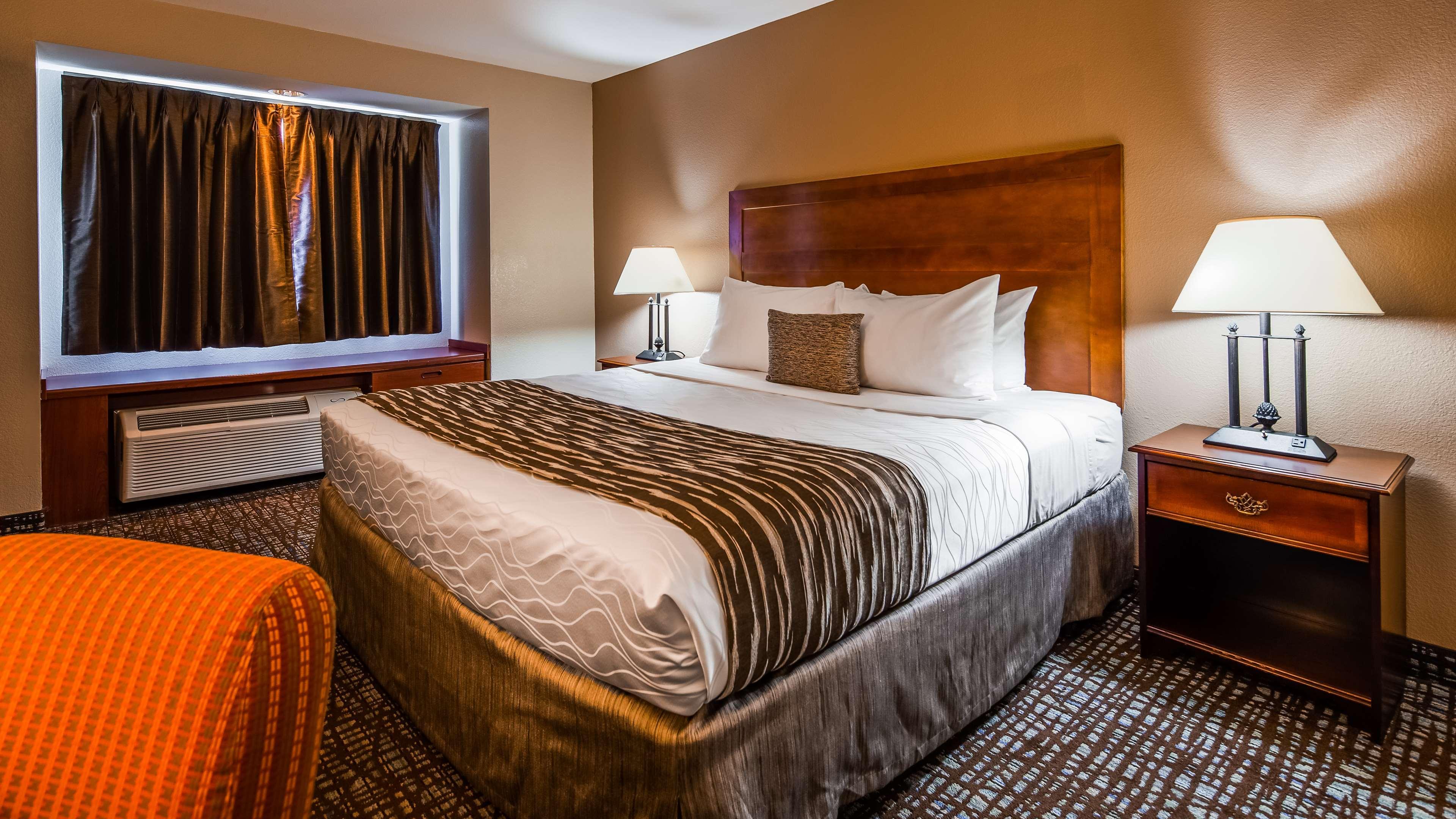 Best Western Plus Palm Court Hotel Дейвис Экстерьер фото