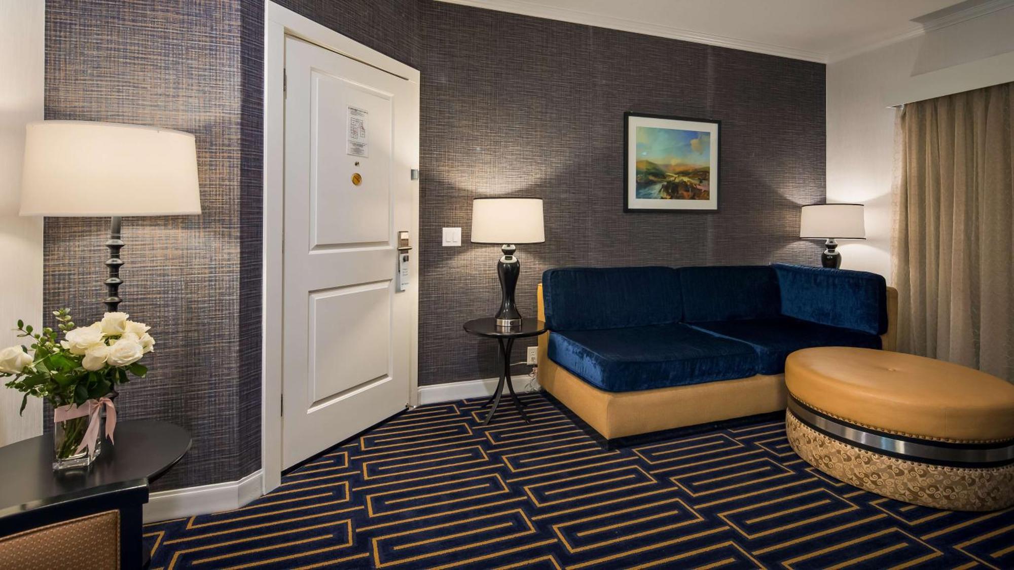 Best Western Plus Palm Court Hotel Дейвис Экстерьер фото