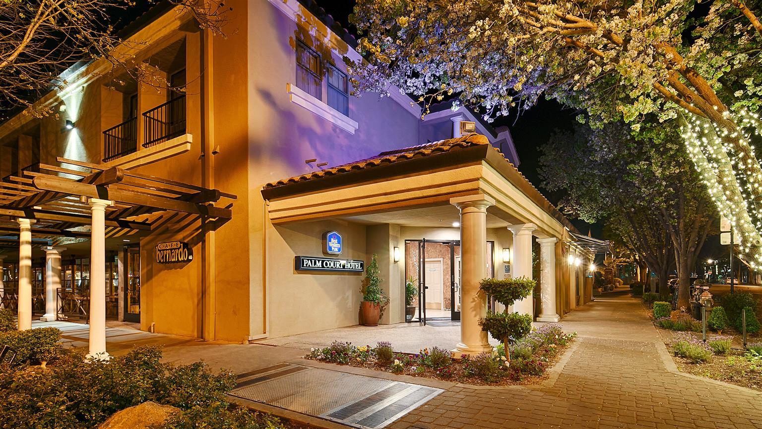 Best Western Plus Palm Court Hotel Дейвис Экстерьер фото